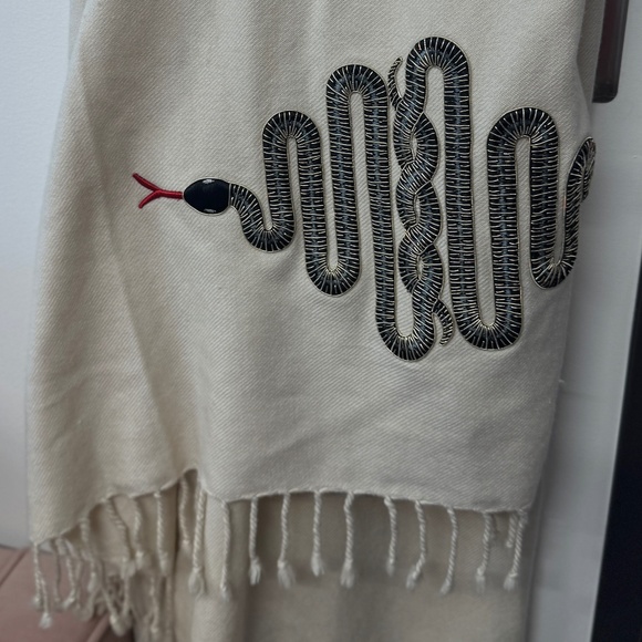 Jonathan Adler Snake Embellished Throw - Picture 3 of 3